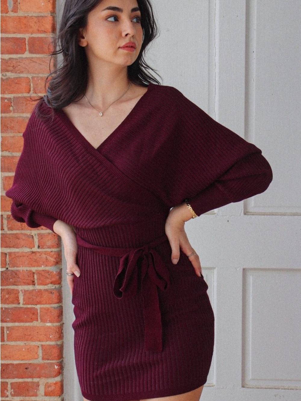 Wrap-Style V-Neck Ribbed Sweater Dress in Burgundy size S